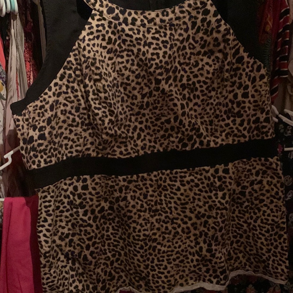 Torrid cheetah shirt size 4